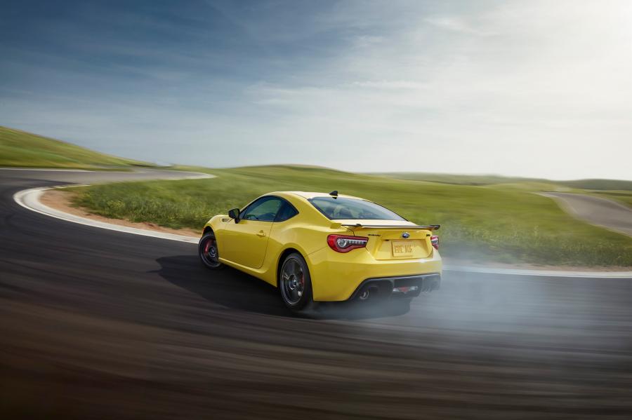  Subaru BRZ Series.Yellow (ZC6) 2016 года  (NA) (фото 1 из 10)